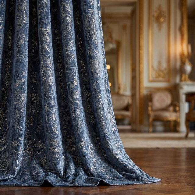 Heritage Luxe Bleu Damas Velours Rideau Doré 1