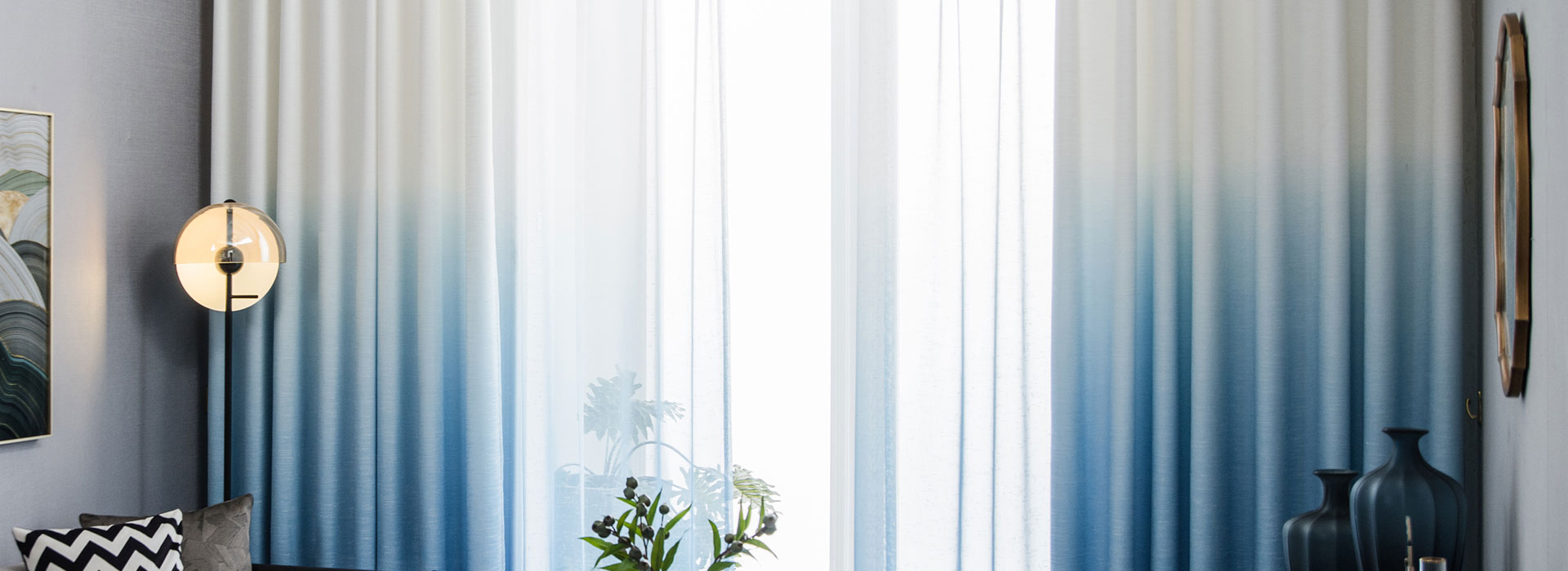 <span style="color:#333;">OMBRE CURTAINS</span>